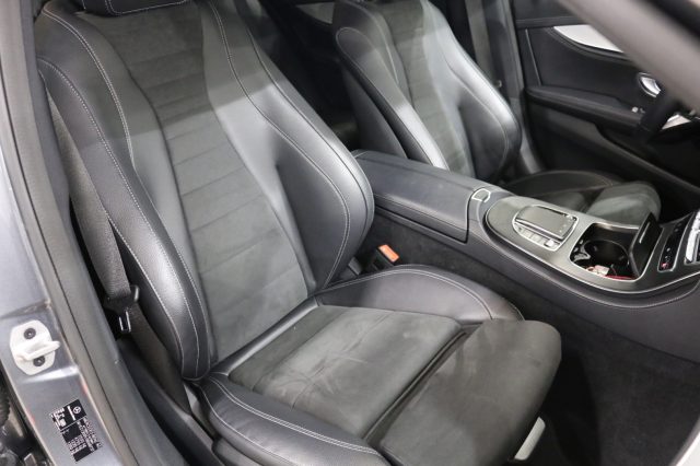 MERCEDES-BENZ E 220 usata, con Autoradio digitale