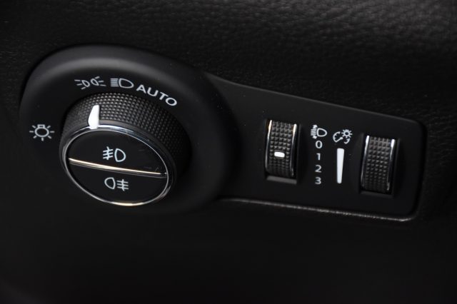 JEEP Compass usata, con Volante in pelle
