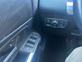 MERCEDES-BENZ GLB 200 usata, con Cruise Control