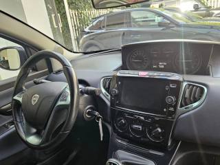 LANCIA Ypsilon usata, con Lettore CD