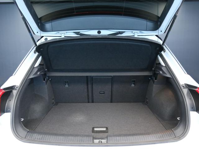 VOLKSWAGEN T-Roc usata, con Autoradio