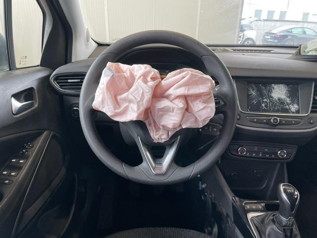 OPEL Crossland X usata, con USB