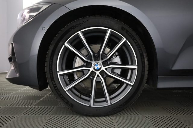 BMW 320 usata 8