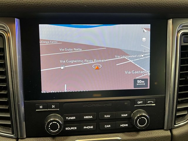 PORSCHE Macan usata, con Boardcomputer