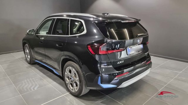 BMW iX1 usata 3