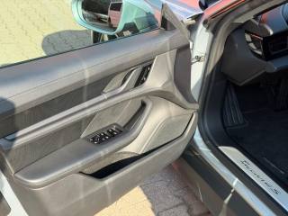 PORSCHE Taycan usata, con Controllo trazione