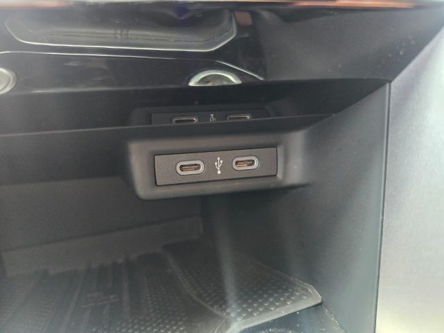 VOLKSWAGEN T-Roc usata, con Fari full-led