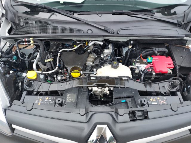 RENAULT Kangoo usata, con Sensori di parcheggio posteriori