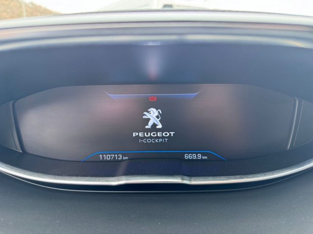 PEUGEOT 5008 usata, con Fendinebbia