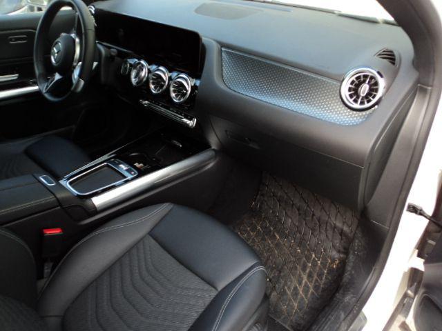 MERCEDES-BENZ EQA usata, con Boardcomputer