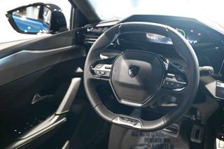 PEUGEOT 408 usata, con Volante in pelle