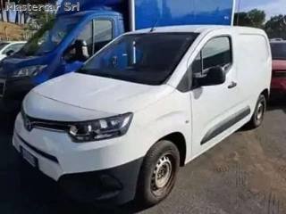 TOYOTA Proace City usata, con Airbag