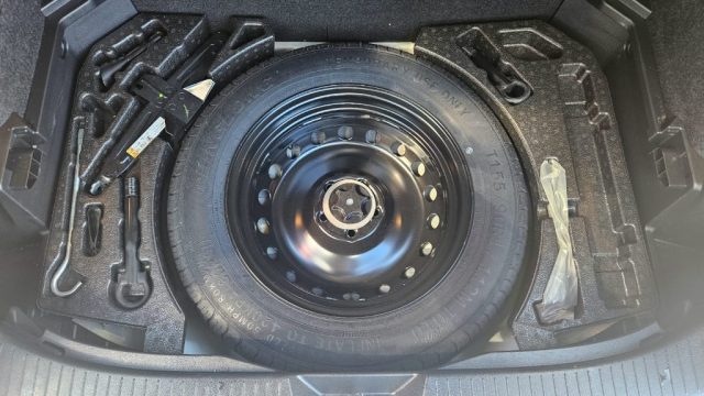 NISSAN Qashqai usata, con Controllo elettronico della corsia