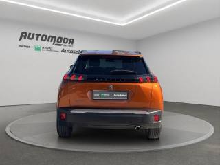 PEUGEOT 2008 usata, con Autoradio