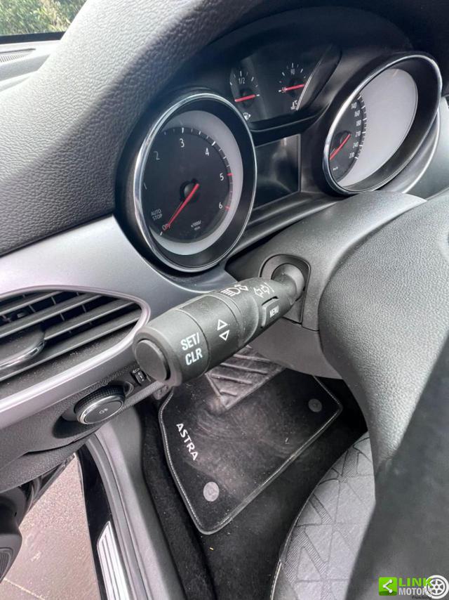 OPEL Astra usata, con Cronologia tagliandi