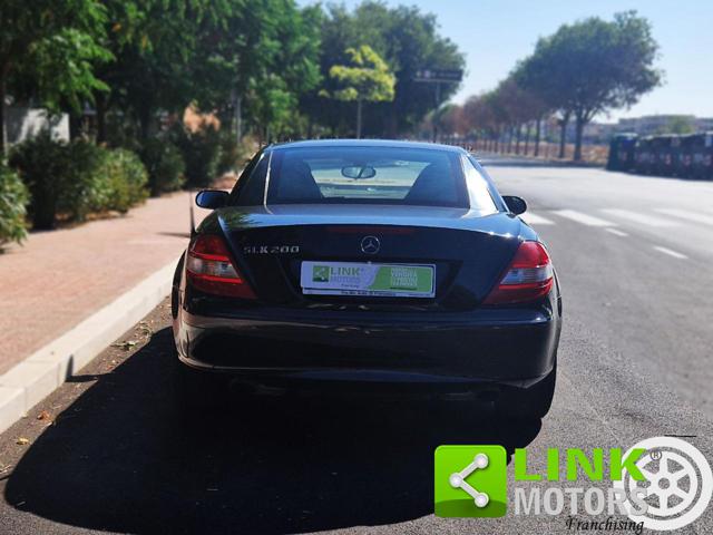 MERCEDES-BENZ SLK 200 usata, con Cerchi in lega