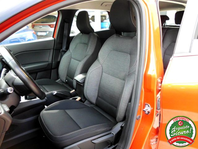 RENAULT Captur usata, con Controllo automatico clima