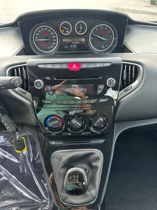 LANCIA Ypsilon usata, con Chiusura centralizzata