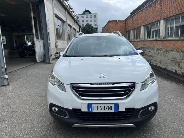 PEUGEOT 2008 usata, con Airbag