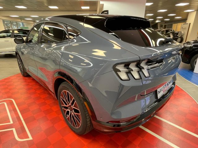 FORD Mustang Mach-E usata, con Boardcomputer