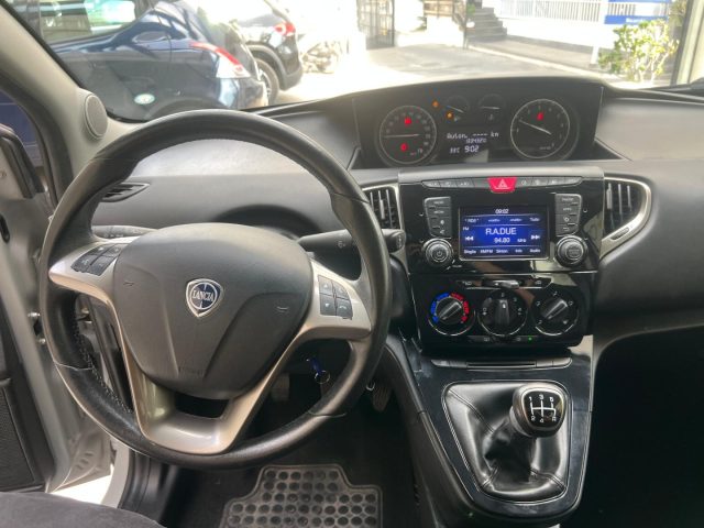 LANCIA Ypsilon usata, con ESP
