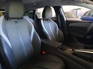 PEUGEOT 308 usata, con Touch screen