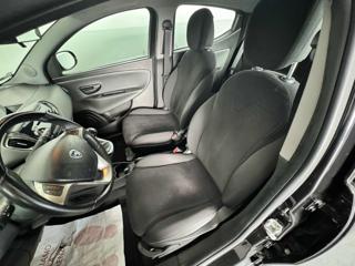 LANCIA Ypsilon usata, con Controllo trazione