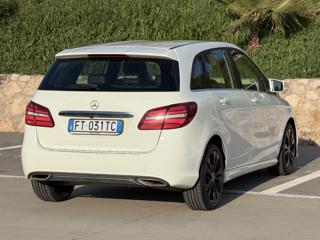 MERCEDES-BENZ B 180 usata, con Boardcomputer