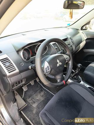 MITSUBISHI Outlander usata 19