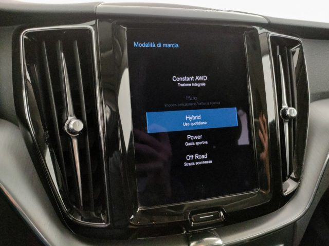 VOLVO XC60 usata, con Volante in pelle