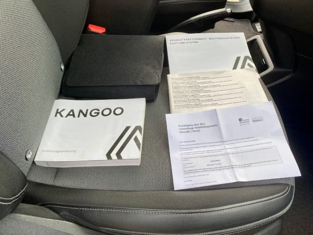 RENAULT Kangoo usata, con Controllo elettronico della corsia