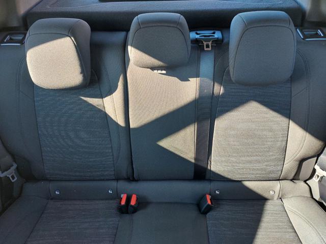 JEEP Avenger usata, con Sedile posteriore sdoppiato