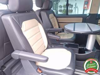 VOLKSWAGEN Caravelle usata, con Park Distance Control