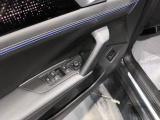 VOLKSWAGEN Tiguan usata, con Autoradio