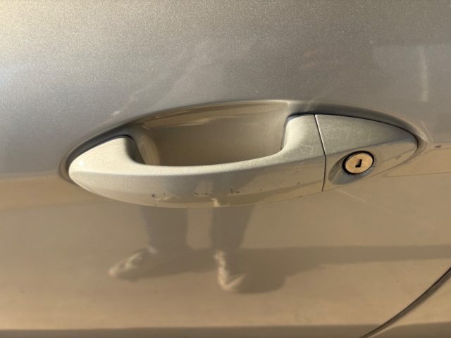 FORD Fiesta usata, con Chiusura centralizzata telecomandata