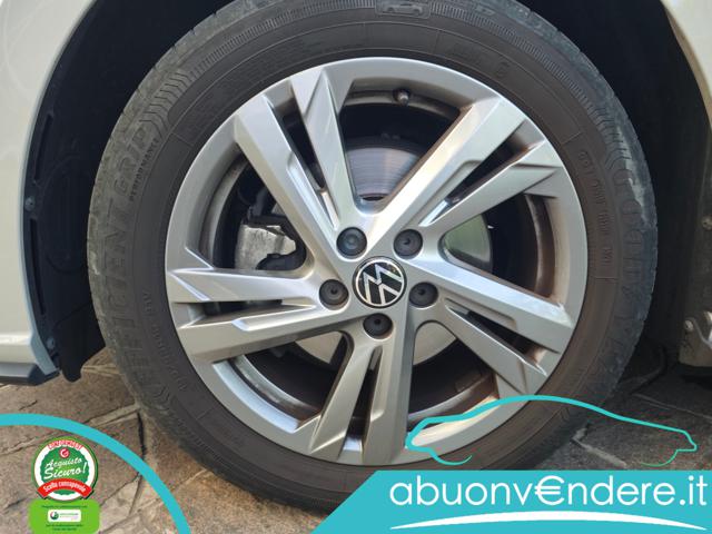 VOLKSWAGEN Polo usata, con USB