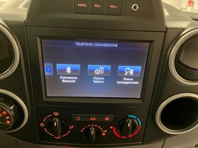 PEUGEOT Partner usata, con Specchietti laterali elettrici