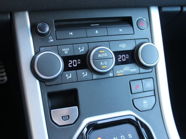 LAND ROVER Range Rover Evoque usata, con Autoradio digitale