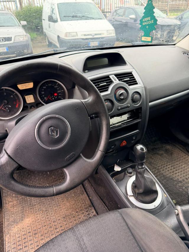 RENAULT Megane usata, con Airbag