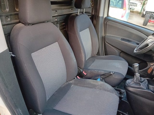 FIAT Doblo usata, con Autoradio