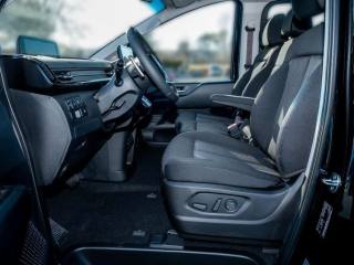 HYUNDAI Staria usata, con Autoradio