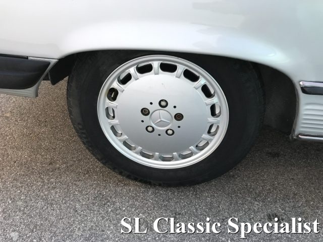 MERCEDES-BENZ SL 560 usata 68