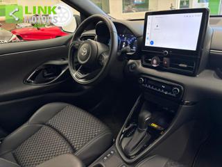 TOYOTA Yaris usata, con Fari direzionali