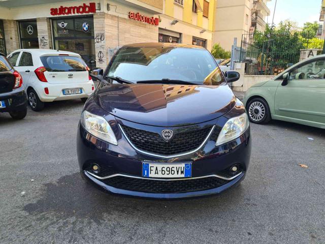 LANCIA Ypsilon usata, con Airbag