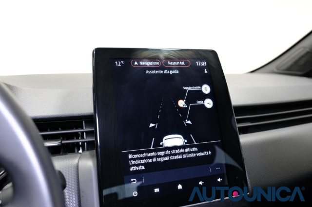 RENAULT Clio usata, con Bluetooth