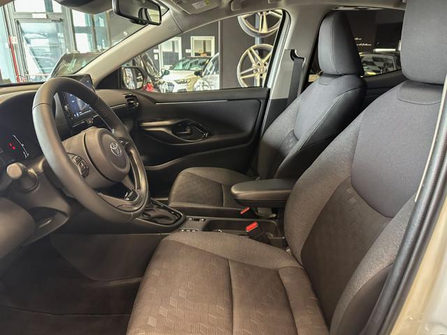 TOYOTA Yaris usata, con Controllo automatico clima