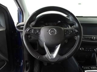 OPEL Crossland usata, con Sensori di parcheggio anteriori