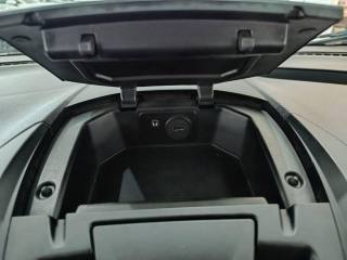 FORD Transit Courier usata, con Bluetooth