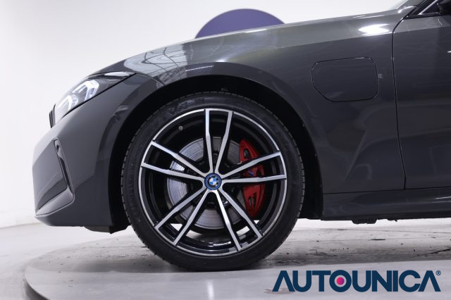 BMW 320 usata, con Park Distance Control