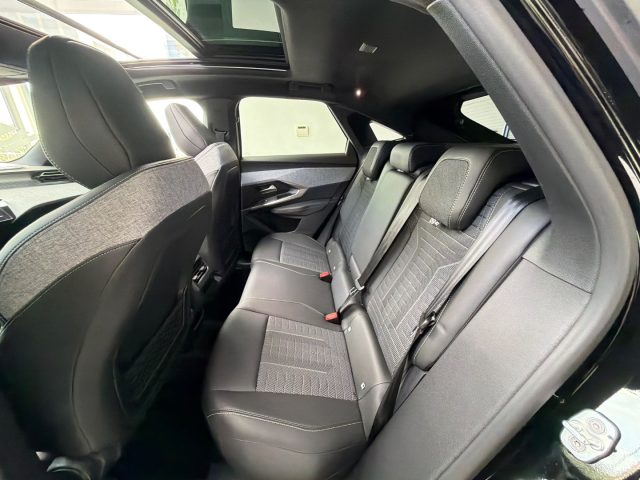 PEUGEOT 3008 usata, con USB